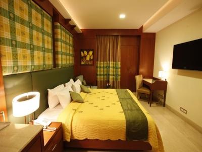 Hotel Star Rocks New Delhi Eksteriør billede